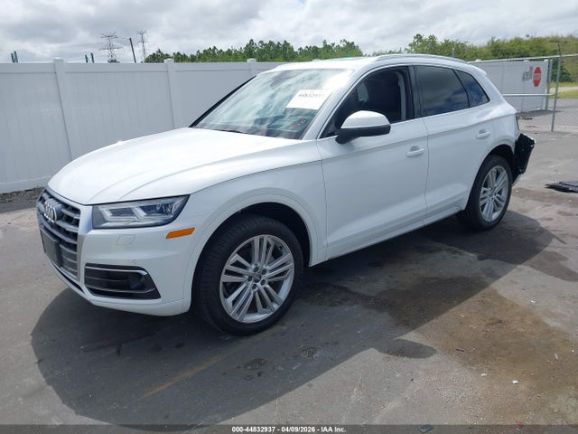 44832937 :رقم المزاد ، WA1CNAFY0J2104473 vin ، 2018 Audi Q5 2.0t Premium/2.0t Tech Premium مزاد بيع