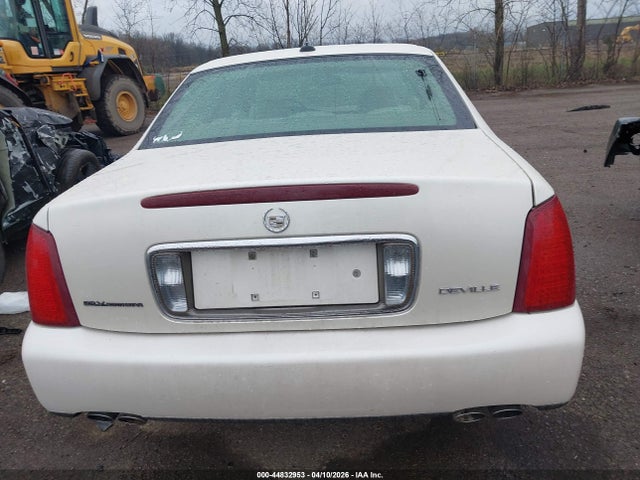 2003 Cadillac Deville Standard მანქანა იყიდება აუქციონზე, vin: 1G6KD54Y03U280643, აუქციონის ნომერი: 44832953