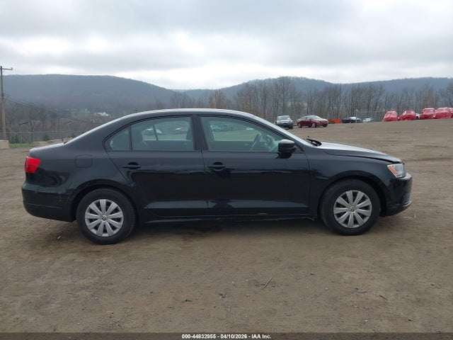 Продаж на аукціоні авто 2014 Volkswagen Jetta 2.0l S, vin: 3VW2K7AJ5EM387228, номер лоту: 44832955