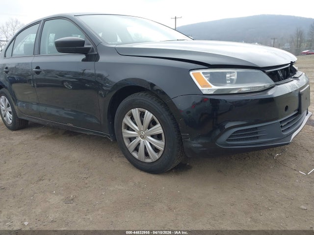 Продаж на аукціоні авто 2014 Volkswagen Jetta 2.0l S, vin: 3VW2K7AJ5EM387228, номер лоту: 44832955