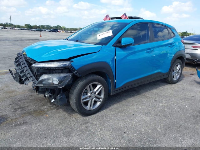 2022 Hyundai Kona Se მანქანა იყიდება აუქციონზე, vin: KM8K22AB8NU873358, აუქციონის ნომერი: 44832988