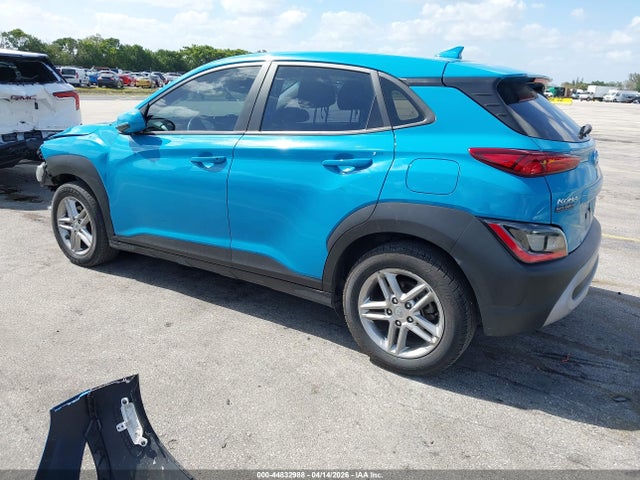 2022 Hyundai Kona Se მანქანა იყიდება აუქციონზე, vin: KM8K22AB8NU873358, აუქციონის ნომერი: 44832988
