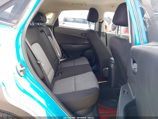 2022 Hyundai Kona Se მანქანა იყიდება აუქციონზე, vin: KM8K22AB8NU873358, აუქციონის ნომერი: 44832988