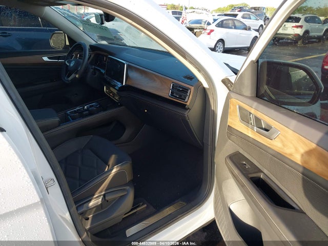 Продажа на аукционе авто 2024 Volkswagen Atlas 2.0t Se W/technology, vin: 1V2WR2CA8RC568572, номер лота: 44832989