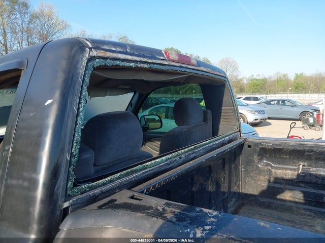 44833001 :رقم المزاد ، 1GTEC14W71Z125947 vin ، 2001 Gmc Sierra 1500 Sl مزاد بيع