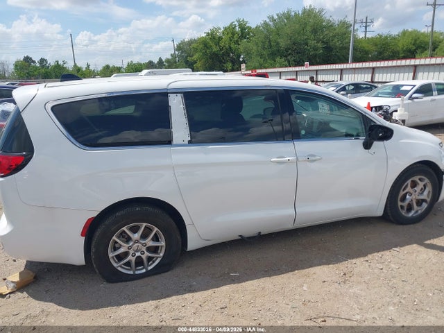 Aukcja sprzedaży 2024 Chrysler Pacifica Touring L, vin: 2C4RC1BG2RR122750, numer aukcji: 44833036