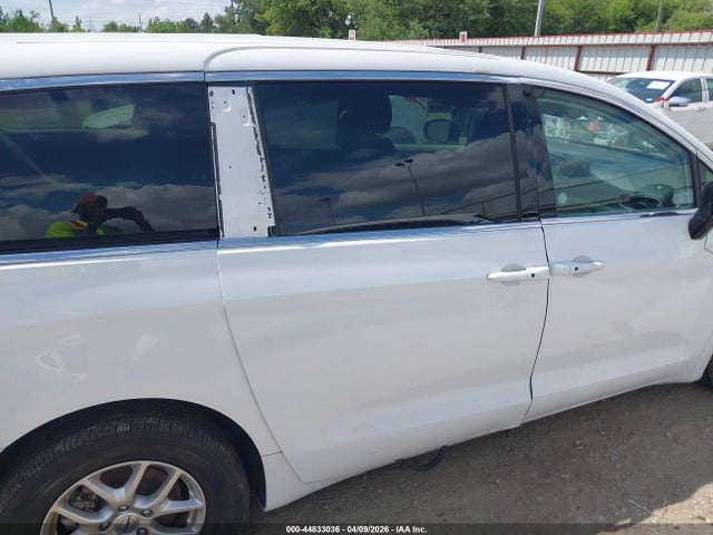 Aukcja sprzedaży 2024 Chrysler Pacifica Touring L, vin: 2C4RC1BG2RR122750, numer aukcji: 44833036
