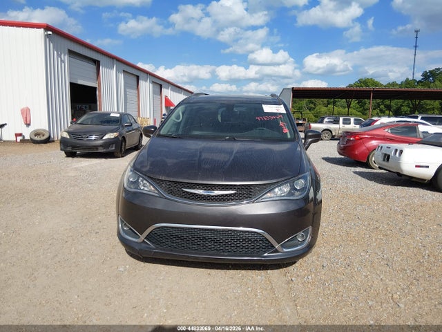 Продаж на аукціоні авто 2018 Chrysler Pacifica Touring L, vin: 2C4RC1BG7JR353681, номер лоту: 44833069