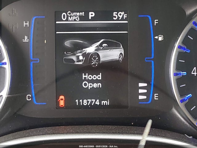Продаж на аукціоні авто 2018 Chrysler Pacifica Touring L, vin: 2C4RC1BG7JR353681, номер лоту: 44833069