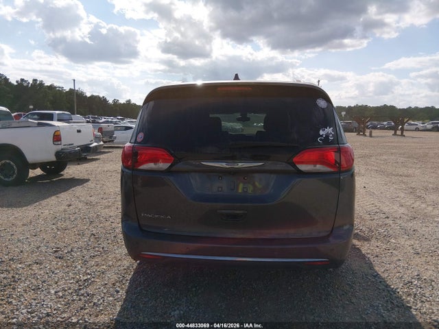 Продаж на аукціоні авто 2018 Chrysler Pacifica Touring L, vin: 2C4RC1BG7JR353681, номер лоту: 44833069