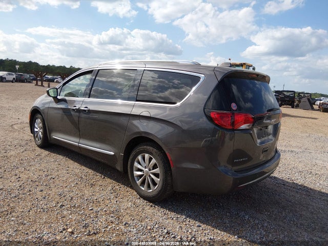 Продаж на аукціоні авто 2018 Chrysler Pacifica Touring L, vin: 2C4RC1BG7JR353681, номер лоту: 44833069
