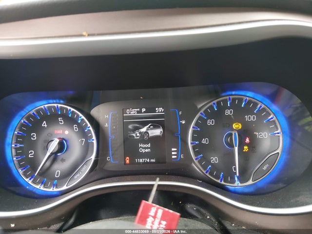 Продаж на аукціоні авто 2018 Chrysler Pacifica Touring L, vin: 2C4RC1BG7JR353681, номер лоту: 44833069