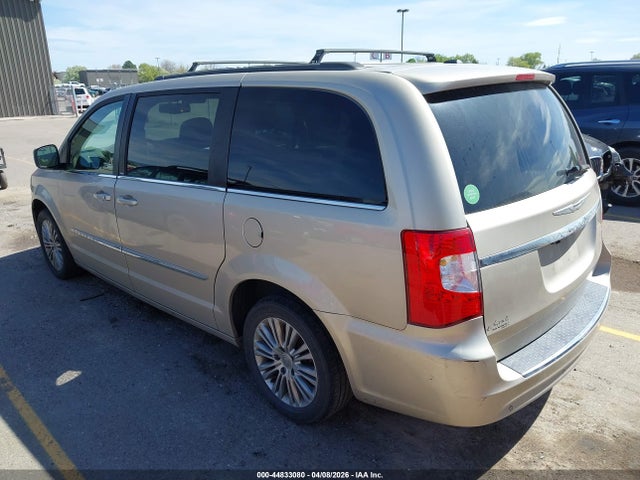 2013 CHRYSLER TOWN & COUNTRY 2C4RC1CG4DR606958 Photo 2