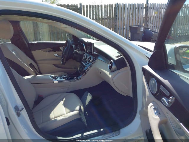 2017 MERCEDES-BENZ C 300 55SWF4KB1HU186206 Photo 4