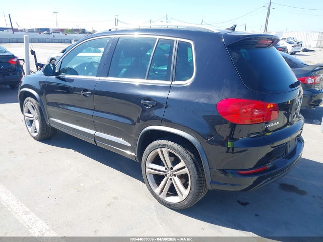 WVGAV7AX5FW606079 Volkswagen Tiguan R-line