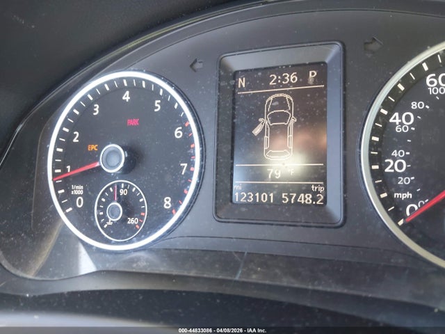 WVGAV7AX5FW606079 Volkswagen Tiguan R-line