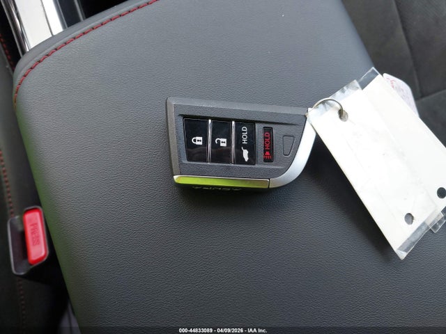 44833089 :رقم المزاد ، 3HDSA1H51SM701897 vin ، 2025 Acura Adx A-spec مزاد بيع