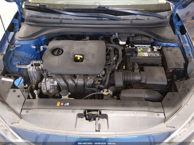 Продажа на аукционе авто 2020 Hyundai Elantra Sel, vin: 5NPD84LF4LH585187, номер лота: 44833092