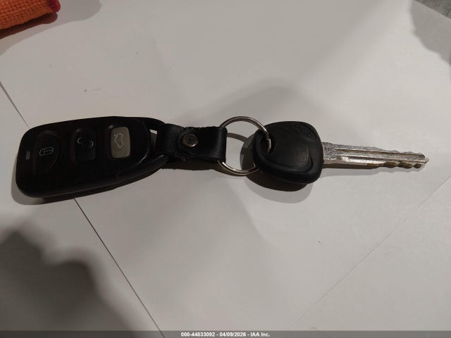 Продажа на аукционе авто 2020 Hyundai Elantra Sel, vin: 5NPD84LF4LH585187, номер лота: 44833092