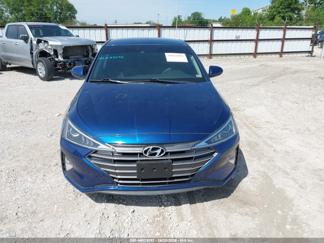 Продажа на аукционе авто 2020 Hyundai Elantra Sel, vin: 5NPD84LF4LH585187, номер лота: 44833092