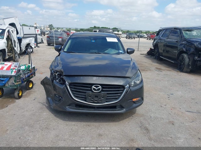 Aukcja sprzedaży 2018 Mazda Mazda3 Sport, vin: 3MZBN1U7XJM250672, numer aukcji: 44833093