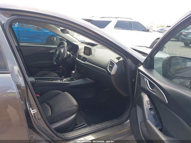 Aukcja sprzedaży 2018 Mazda Mazda3 Sport, vin: 3MZBN1U7XJM250672, numer aukcji: 44833093