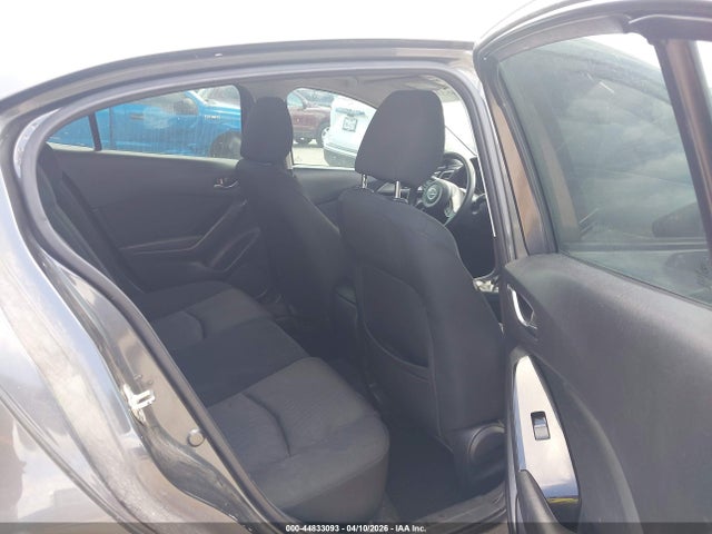Aukcja sprzedaży 2018 Mazda Mazda3 Sport, vin: 3MZBN1U7XJM250672, numer aukcji: 44833093