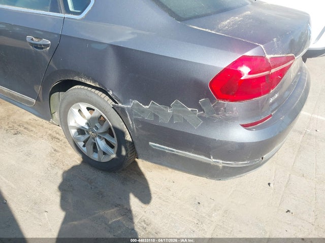 Продаж на аукціоні авто 2016 Volkswagen Passat 1.8t S, vin: 1VWAT7A34GC016351, номер лоту: 44833110