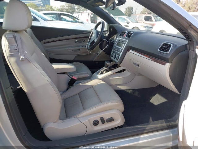 44833146 :رقم المزاد ، WVWFA71F58V016891 vin ، 2008 Volkswagen Eos Lux مزاد بيع