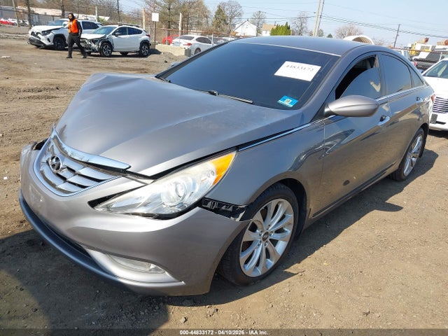 44833172 :رقم المزاد ، 5NPEC4AC2CH396145 vin ، 2012 Hyundai Sonata Se مزاد بيع