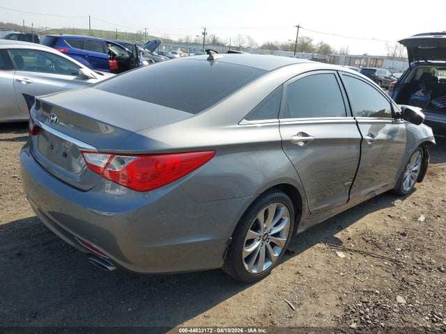 44833172 :رقم المزاد ، 5NPEC4AC2CH396145 vin ، 2012 Hyundai Sonata Se مزاد بيع