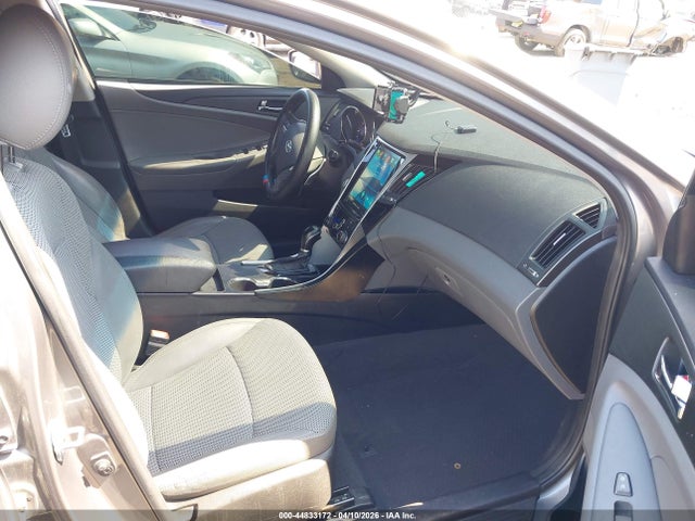 44833172 :رقم المزاد ، 5NPEC4AC2CH396145 vin ، 2012 Hyundai Sonata Se مزاد بيع