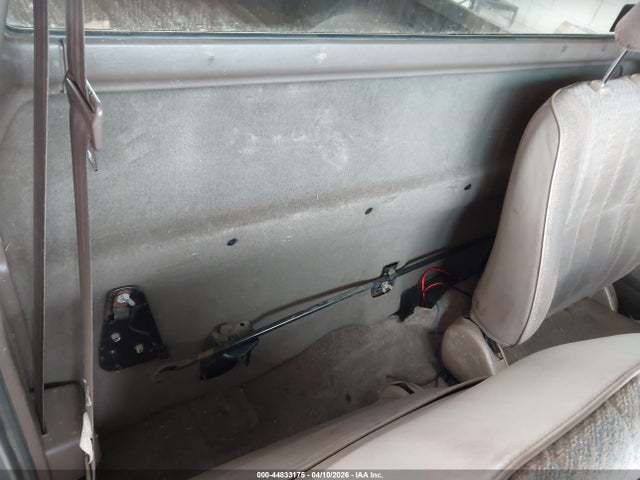 44833175 :رقم المزاد ، 4TAUN61C9SZ047925 vin ، 1995 Toyota Tacoma مزاد بيع