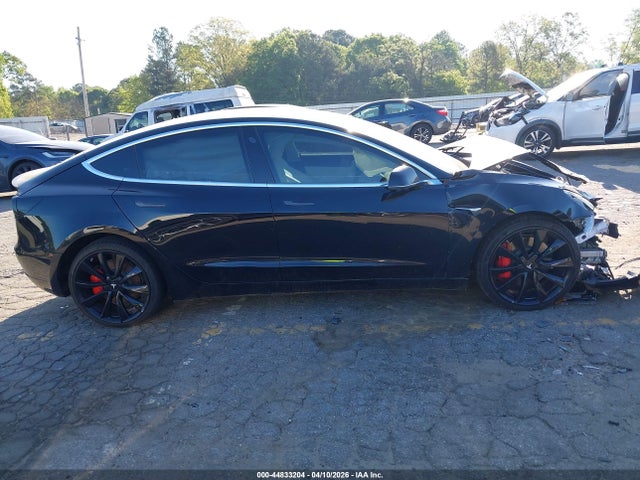 5YJ3E1EB2JF078636 Tesla Model 3 Long Range/performance