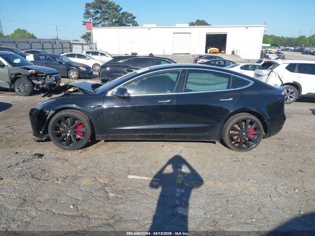 5YJ3E1EB2JF078636 Tesla Model 3 Long Range/performance