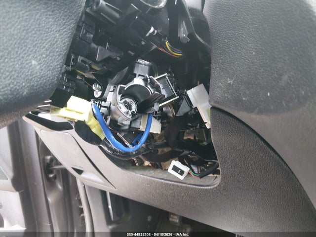 5XYPGDA34HG196086 KIA Sorento 2.4l Lx