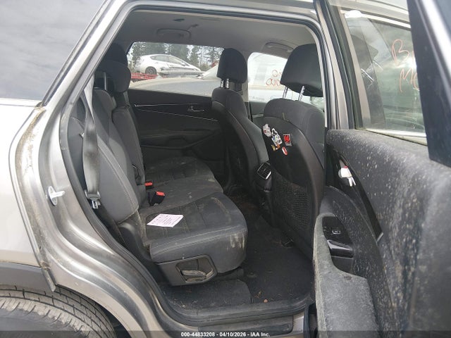 5XYPGDA34HG196086 KIA Sorento 2.4l Lx