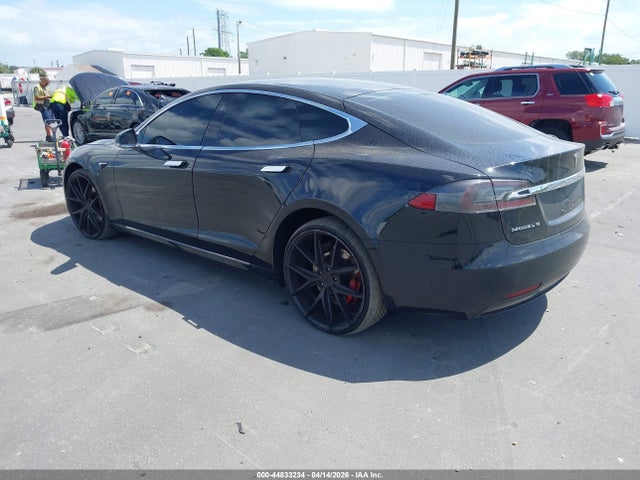 Продаж на аукціоні авто 2018 Tesla Model S 100d/75d/p100d, vin: 5YJSA1E49JF280687, номер лоту: 44833234