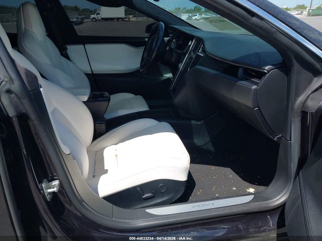 Продаж на аукціоні авто 2018 Tesla Model S 100d/75d/p100d, vin: 5YJSA1E49JF280687, номер лоту: 44833234