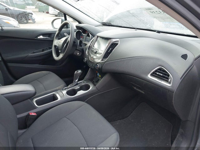 1G1BE5SM5J7132213 Chevrolet Cruze Lt Auto