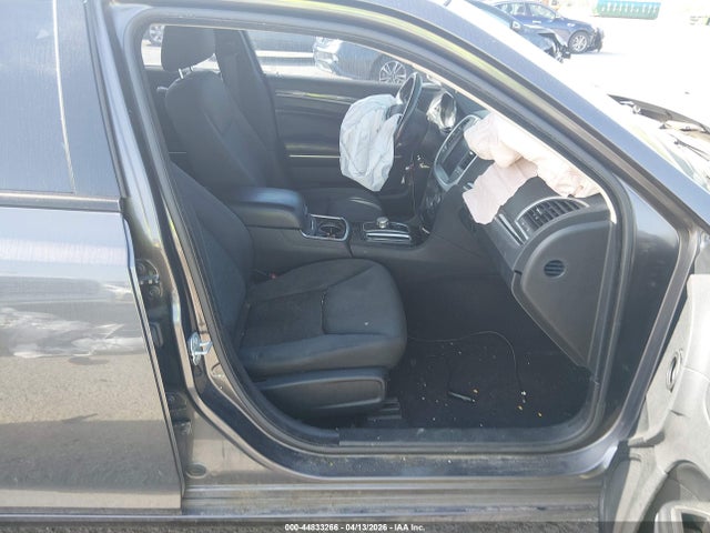 Aukcja sprzedaży 2020 Chrysler 300 Touring, vin: 2C3CCAAGXLH175608, numer aukcji: 44833266
