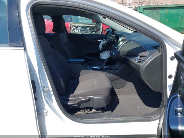 44833276 :رقم المزاد ، 1G1ZD5ST3LF077956 vin ، 2020 Chevrolet Malibu Fwd Lt مزاد بيع