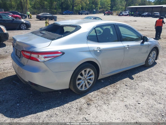 4T1B11HK2JU071028 Toyota CAMRY LE