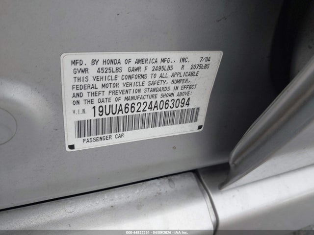44833351 :رقم المزاد ، 19UUA66224A063094 vin ، 2004 Acura Tl مزاد بيع