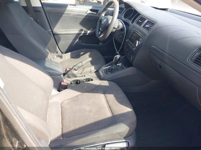Продаж на аукціоні авто 2015 Volkswagen Jetta 2.0l S, vin: 3VW2K7AJ6FM343529, номер лоту: 44833354