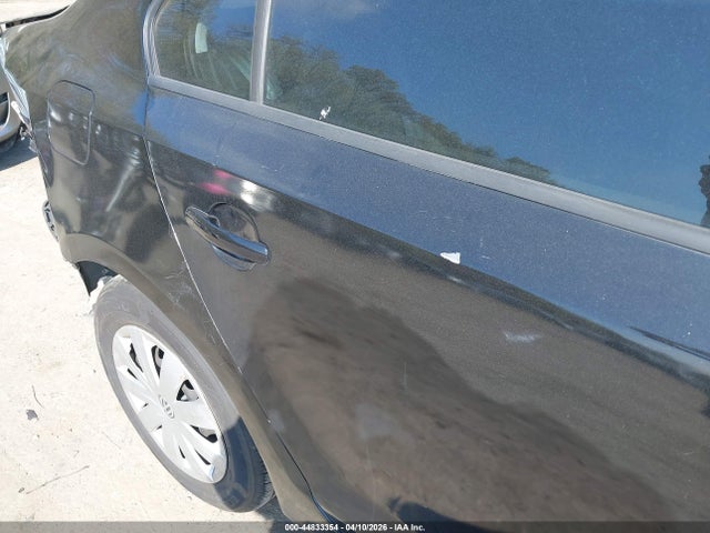 Продаж на аукціоні авто 2015 Volkswagen Jetta 2.0l S, vin: 3VW2K7AJ6FM343529, номер лоту: 44833354