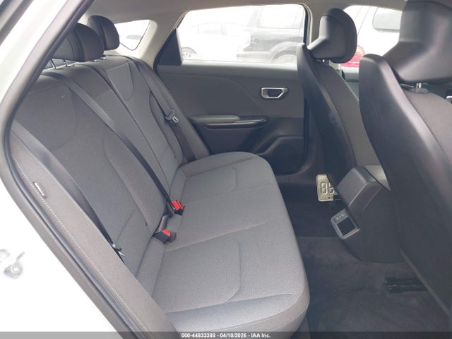 KIA K4 Lxs 2025 3KPFT4DE2SE040718 Image 8