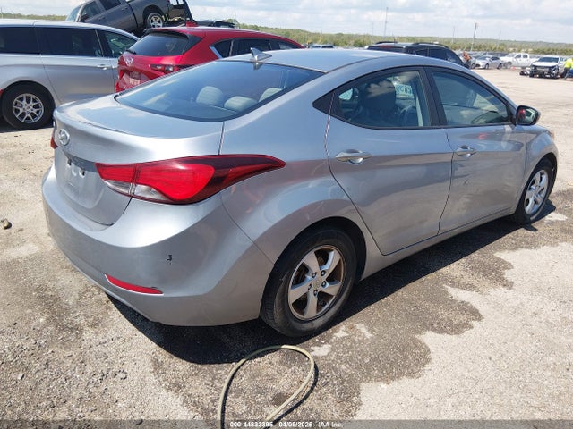 Продажа на аукционе авто 2015 Hyundai Elantra Se, vin: 5NPDH4AE1FH566904, номер лота: 44833395