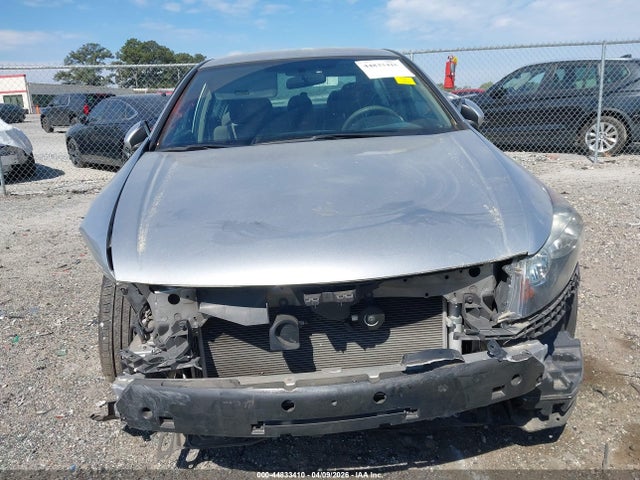 44833410 :رقم المزاد ، 1HGCP2F35BA008860 vin ، 2011 Honda Accord 2.4 Lx مزاد بيع