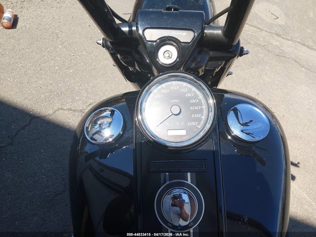1HD1KVP16NB666493 Harley-Davidson FLHRXS